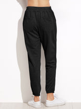 Load image into Gallery viewer, Black Elastic Waist Pocket Pants