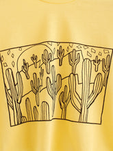 Load image into Gallery viewer, Cactus Print Crop Tee