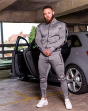 Load image into Gallery viewer, New Fashion Men Set Long Sleeve Camouflage Hoodies+Pants Set Male Tracksuit Outdoors Suit Men's Gyms Set Casual Sportswear Suit